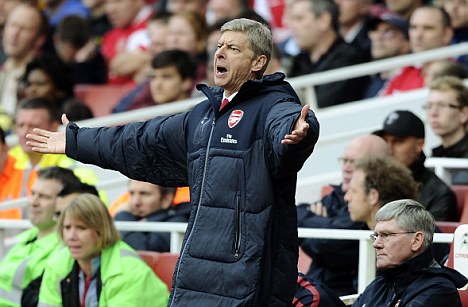 Arsene Wenger protests.jpg